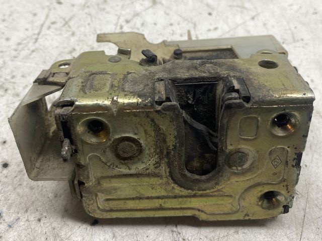 bontott RENAULT THALIA Bal hátsó Ajtózár