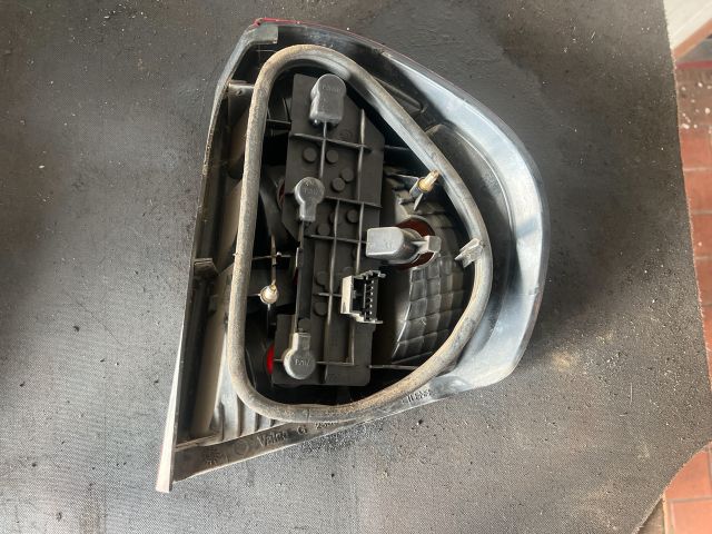 bontott RENAULT THALIA Bal Hátsó Lámpa