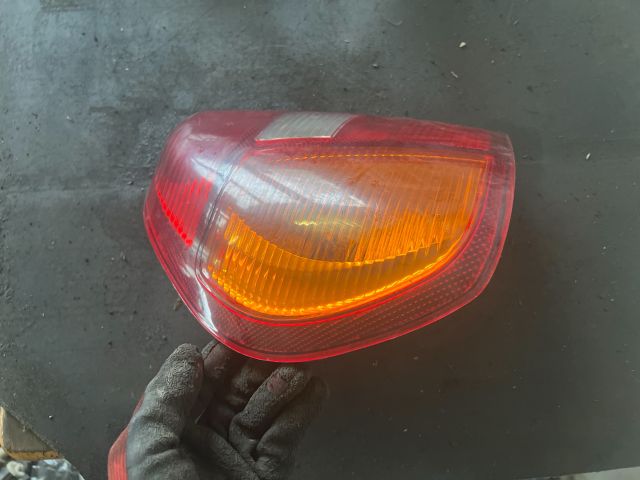 bontott RENAULT THALIA Bal Hátsó Lámpa