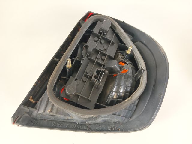 bontott RENAULT THALIA Bal Hátsó Lámpa