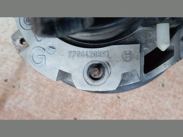 bontott RENAULT THALIA Bal Ködfényszóró