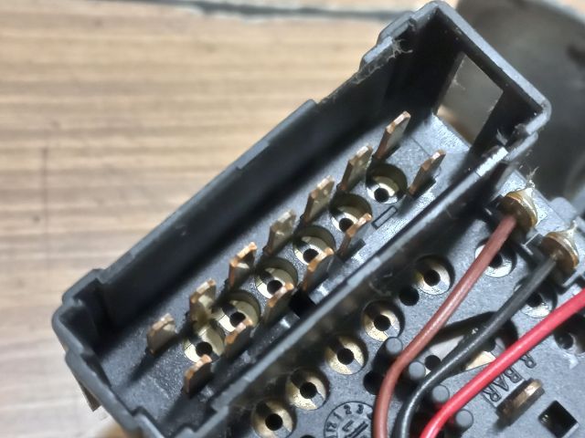 bontott RENAULT THALIA Bal Kormánykapcsoló Irányjelző