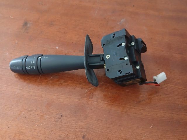 bontott RENAULT THALIA Bal Kormánykapcsoló Irányjelző