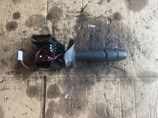 bontott RENAULT THALIA Bal Kormánykapcsoló Irányjelző