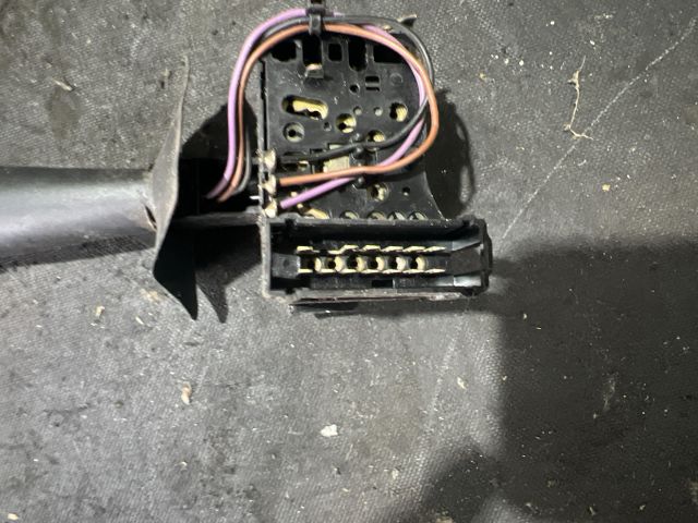 bontott RENAULT THALIA Bal Kormánykapcsoló Irányjelző