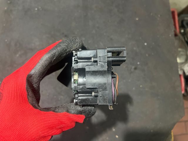 bontott RENAULT THALIA Bal Kormánykapcsoló Irányjelző