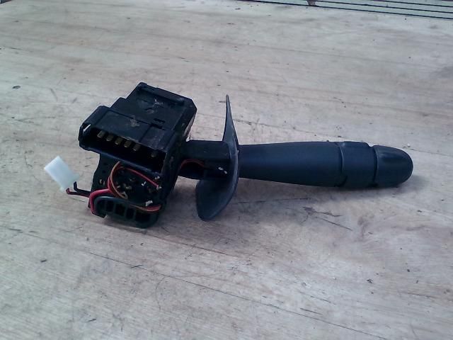 bontott RENAULT THALIA Bal Kormánykapcsoló Irányjelző