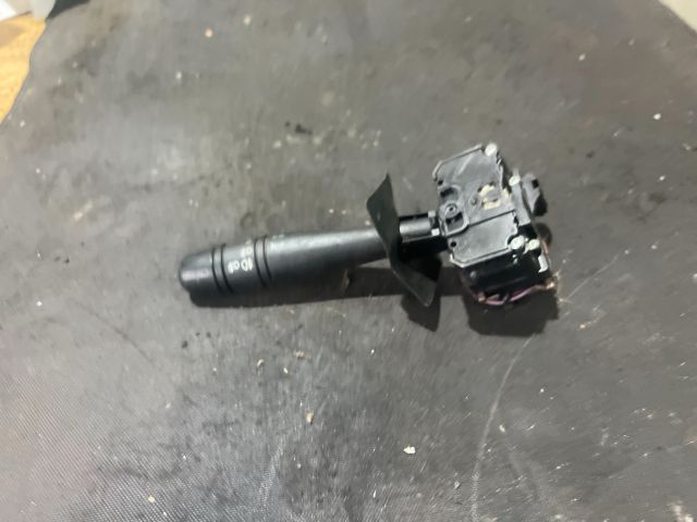 bontott RENAULT THALIA Bal Kormánykapcsoló Irányjelző