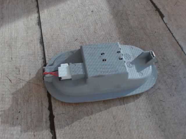 bontott RENAULT THALIA Beltér Világítás Első