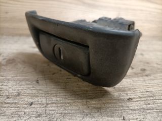 bontott RENAULT THALIA Csomagtér Nyitó Kar / Gomb