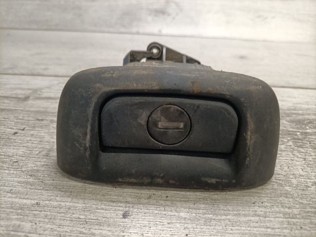 bontott RENAULT THALIA Csomagtér Nyitó Kar / Gomb