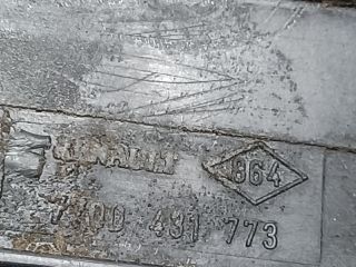 bontott RENAULT THALIA Csomagtér Nyitó Kar / Gomb