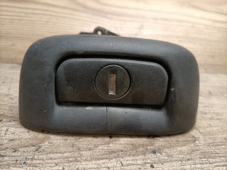 bontott RENAULT THALIA Csomagtér Nyitó Kar / Gomb