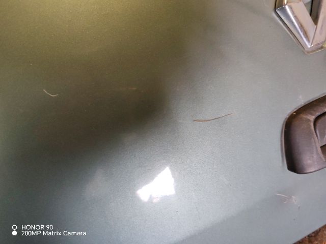 bontott RENAULT THALIA Csomagtérajtó (Részeivel)