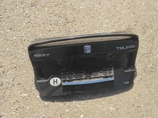 bontott RENAULT THALIA Csomagtérajtó (Részeivel)