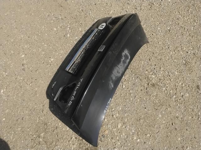 bontott RENAULT THALIA Csomagtérajtó (Részeivel)