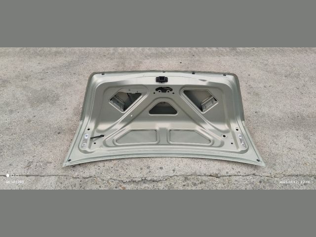 bontott RENAULT THALIA Csomagtérajtó (Üres lemez)