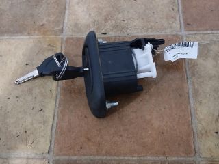 bontott RENAULT THALIA Csomagtérajtó Zárbetét