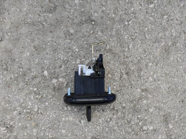 bontott RENAULT THALIA Csomagtérajtó Zárbetét