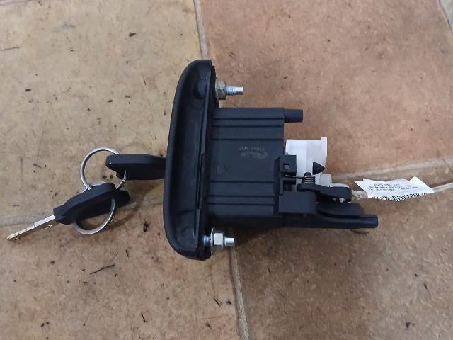 bontott RENAULT THALIA Csomagtérajtó Zárbetét