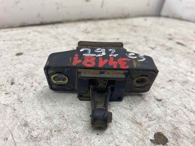 bontott RENAULT THALIA Csomagtérajtó Zárszerkezet