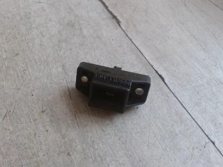 bontott RENAULT THALIA Csomagtérajtó Zárszerkezet