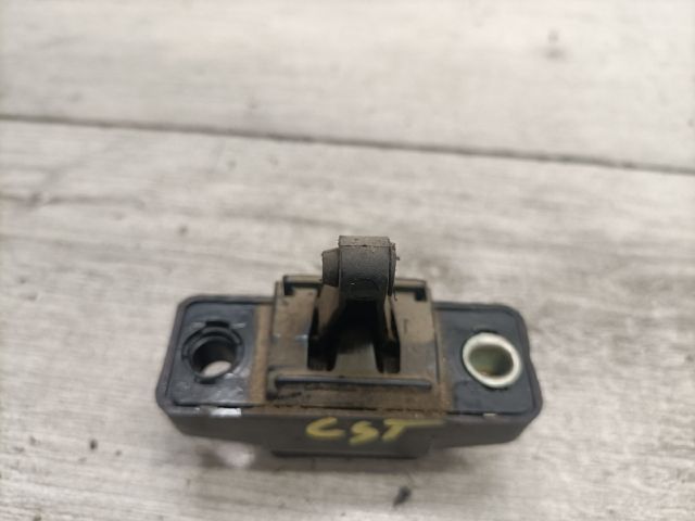 bontott RENAULT THALIA Csomagtérajtó Zárszerkezet