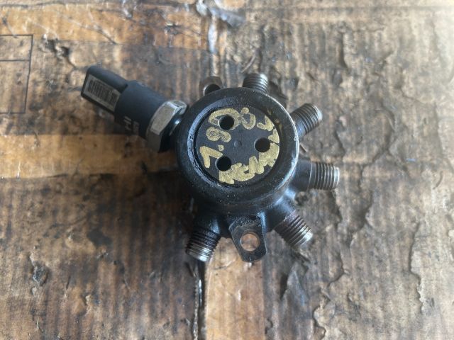 bontott RENAULT THALIA Dízel Elosztó Csillag