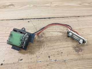 bontott RENAULT THALIA Előtét Ellenállás Fűtőmotor