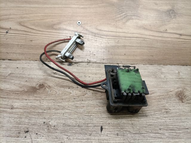 bontott RENAULT THALIA Előtét Ellenállás Fűtőmotor