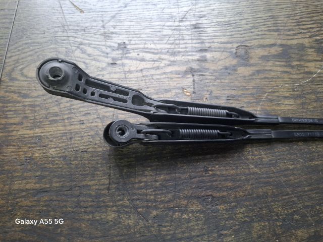 bontott RENAULT THALIA Első Ablaktörlő Kar