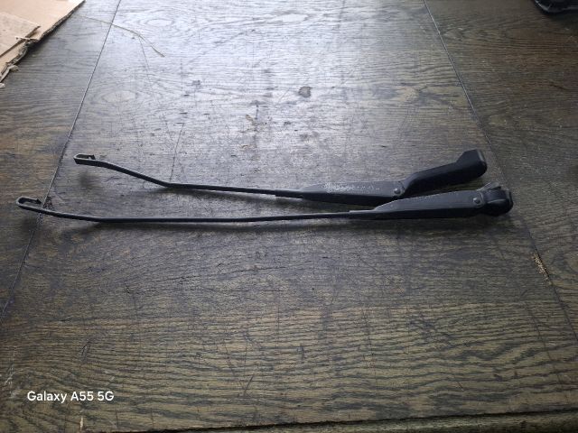 bontott RENAULT THALIA Első Ablaktörlő Kar