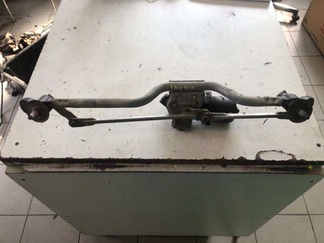 bontott RENAULT THALIA Első Ablaktörlő Szerkezet Motorral