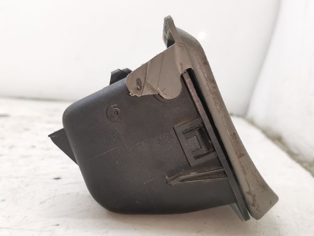 bontott RENAULT THALIA Első Hamutartó