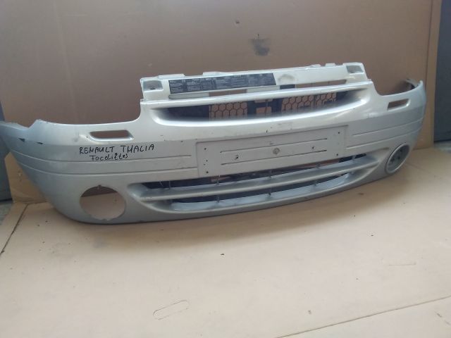 bontott RENAULT THALIA Első Lökhárító (Részeivel)