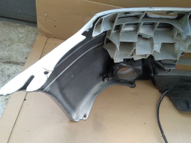 bontott RENAULT THALIA Első Lökhárító (Részeivel)