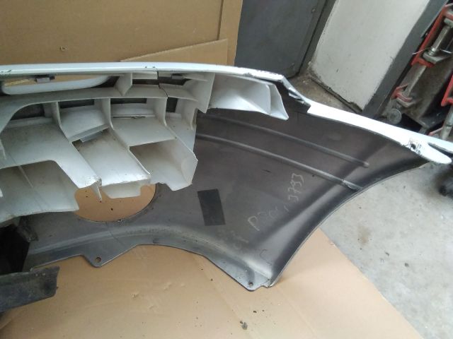 bontott RENAULT THALIA Első Lökhárító (Részeivel)