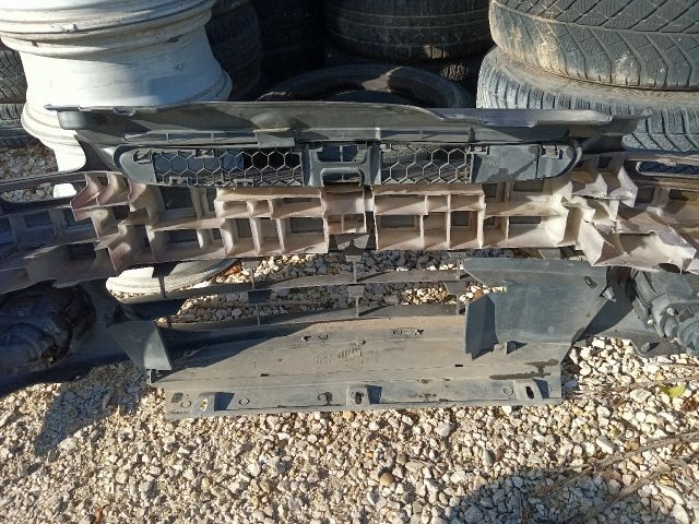 bontott RENAULT THALIA Első Lökhárító (Részeivel)