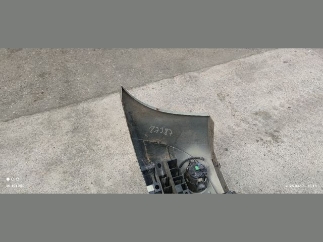 bontott RENAULT THALIA Első Lökhárító (Üresen)