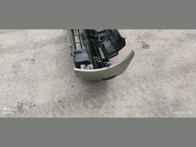 bontott RENAULT THALIA Első Lökhárító (Üresen)