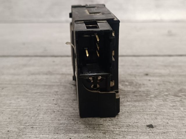 bontott RENAULT THALIA Fényszórómagasság Állító Kapcsoló