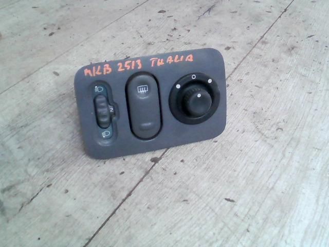 bontott RENAULT THALIA Fényszórómagasság Állító Kapcsoló