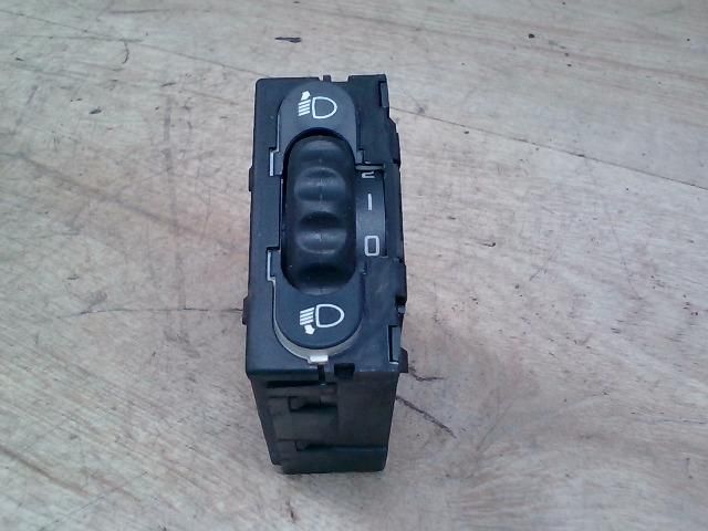 bontott RENAULT THALIA Fényszórómagasság Állító Kapcsoló