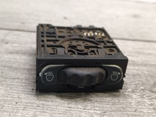 bontott RENAULT THALIA Fényszórómagasság Állító Kapcsoló