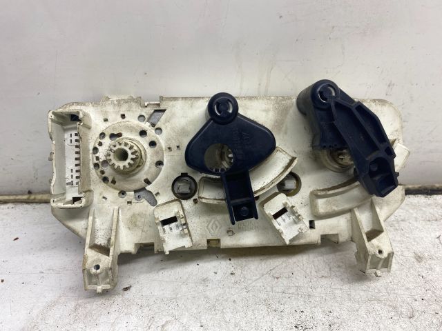 bontott RENAULT THALIA Fűtéskapcsoló (Nem klímás)