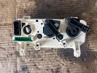 bontott RENAULT THALIA Fűtéskapcsoló (Nem klímás)