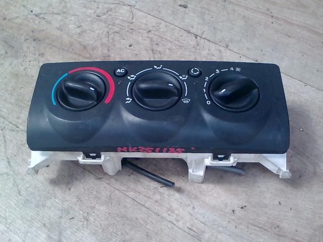 bontott RENAULT THALIA Fűtéskapcsoló