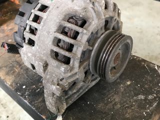 bontott RENAULT THALIA II Generátor