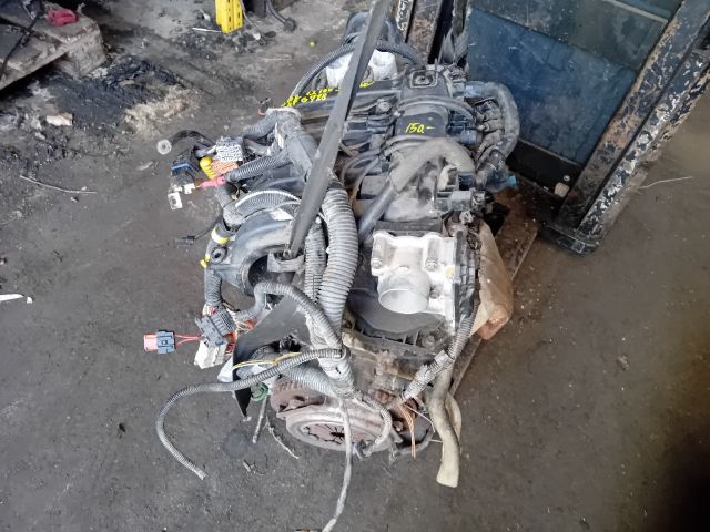 bontott RENAULT THALIA II Komplett Motor (Segédberendezésekkel)