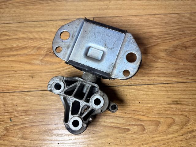 bontott RENAULT THALIA II Motor Tartó Bak (Fém)